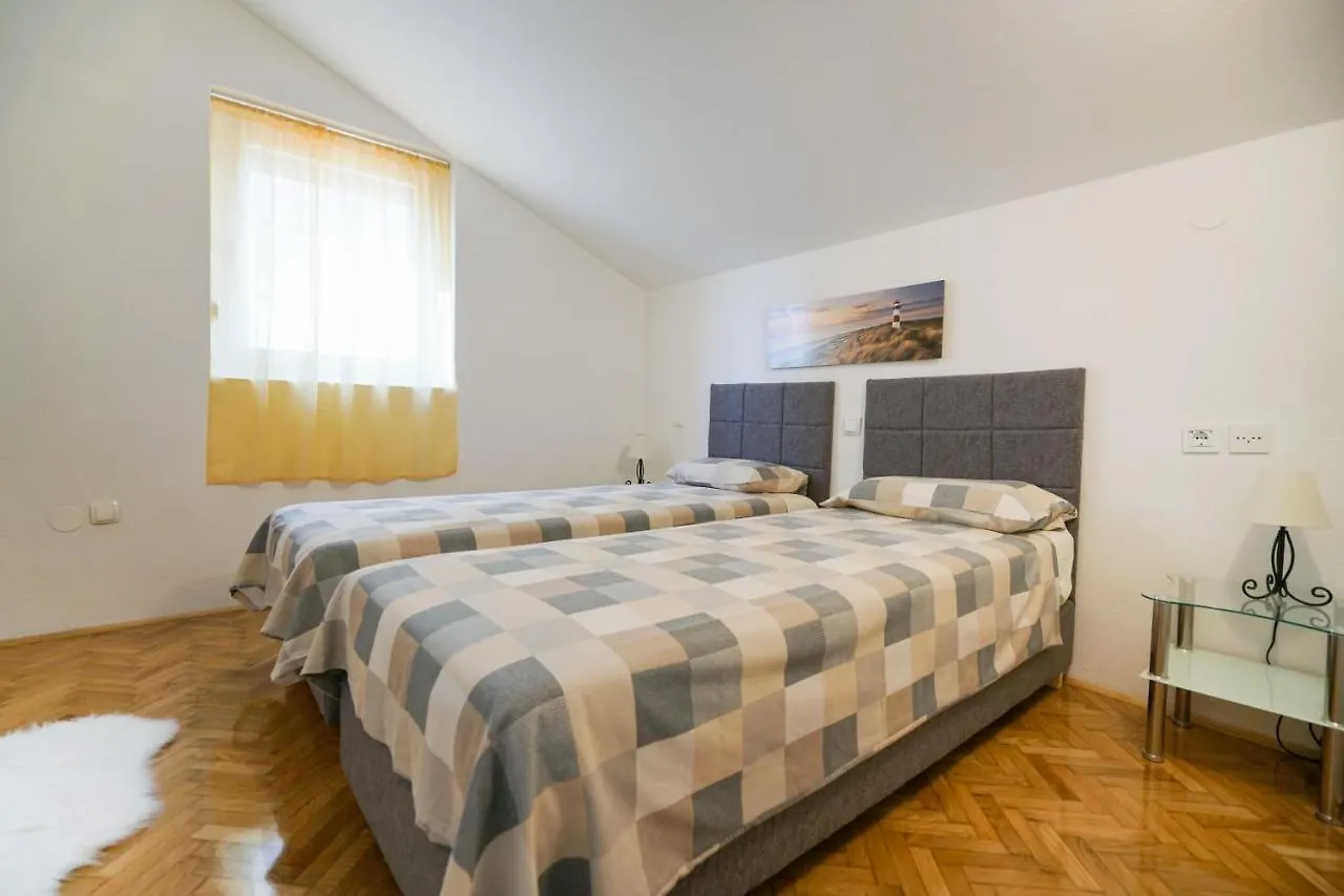 Villa Sanda Zara 0*,  Croazia