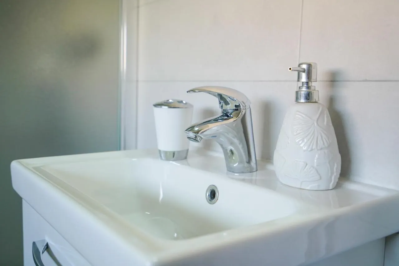 Villa Sanda With Private Pool Zadar