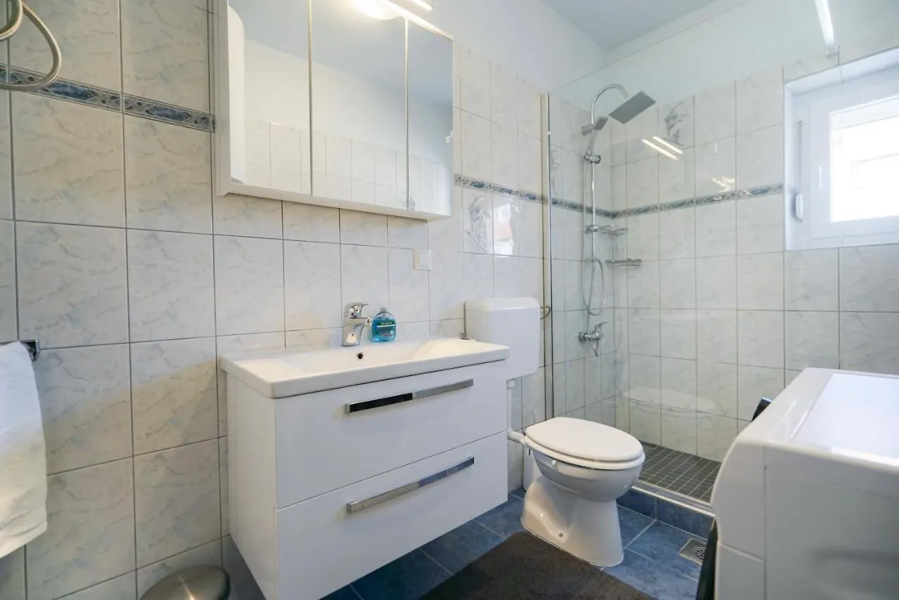 Villa Sanda With Private Pool Zadar
